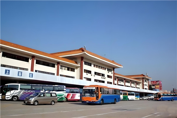 1756698472550602.jpg 皇崗口岸舊貌.jpg